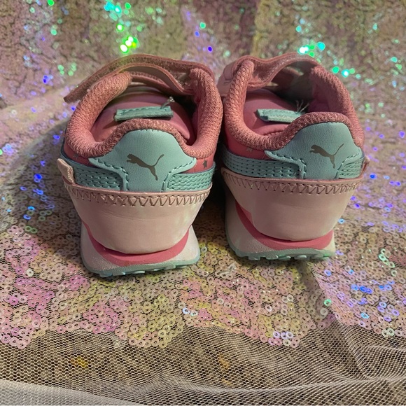 Puma - Picture 5 of 5